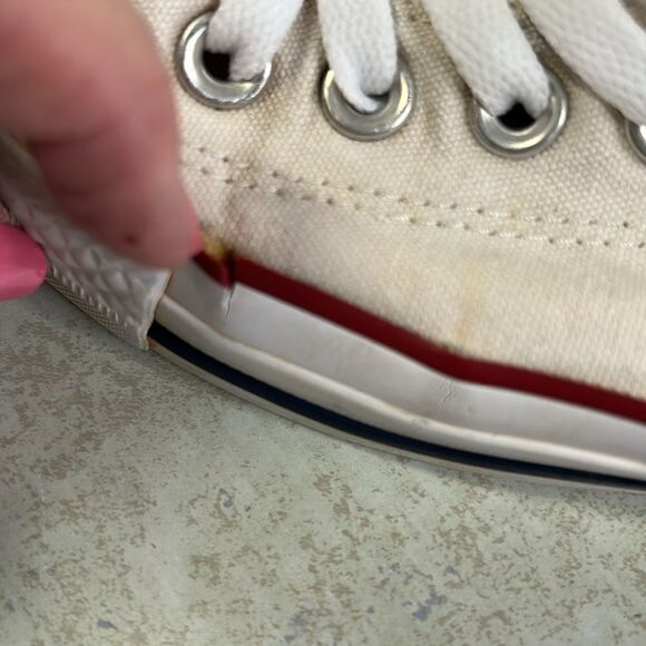Converse Loved White Sneakers M6W7.5 - Picture 8 of 8